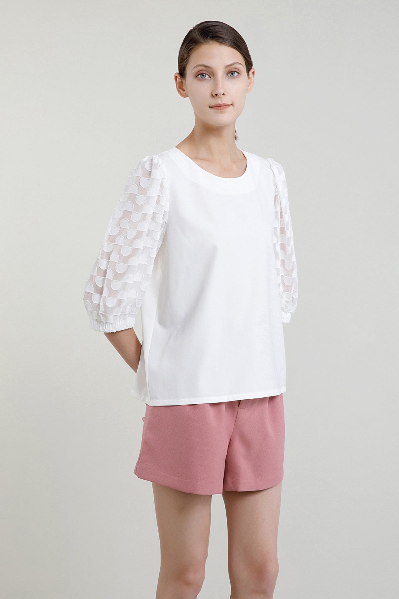 Dotted Mesh Puff Sleeved Blouse