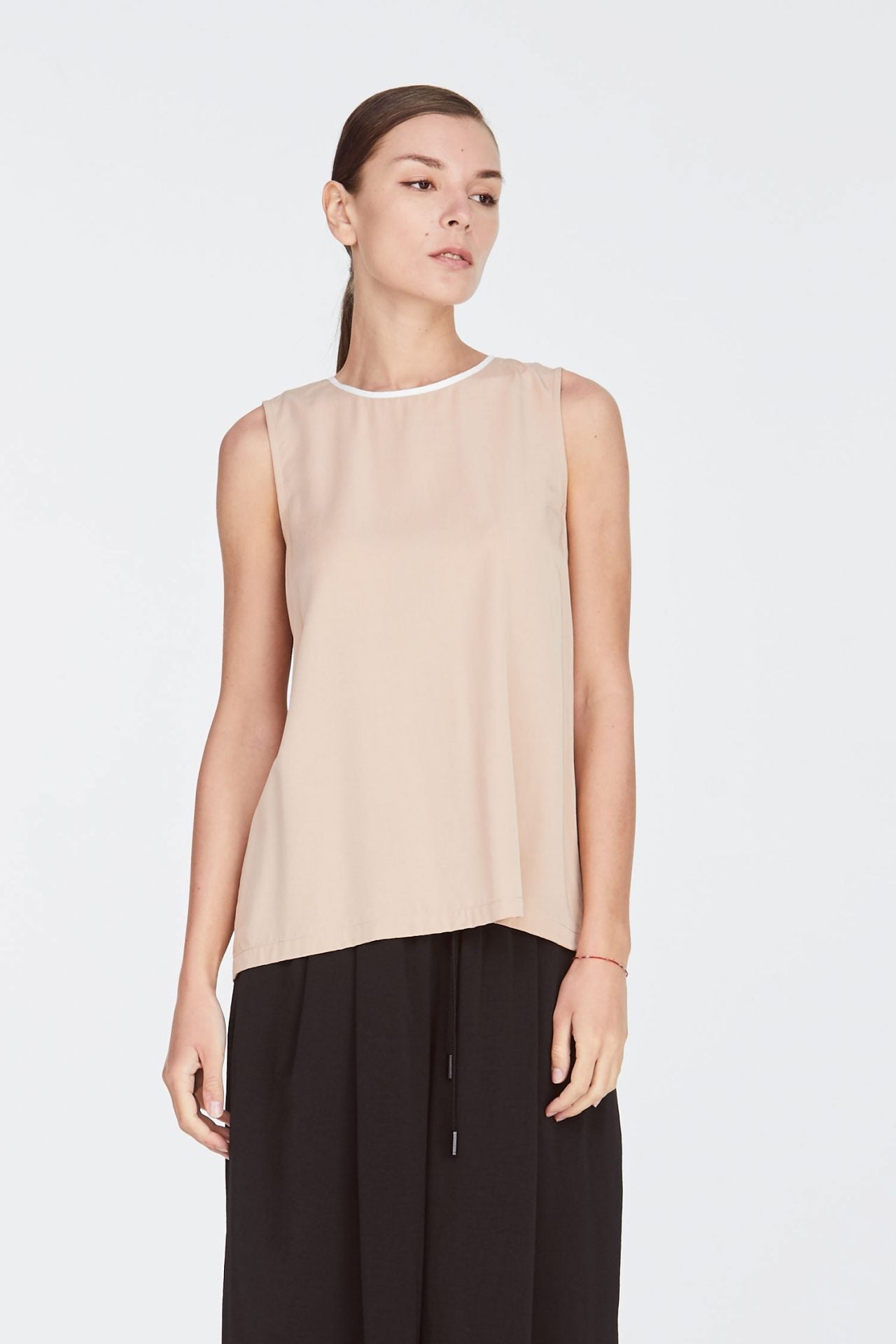 beige