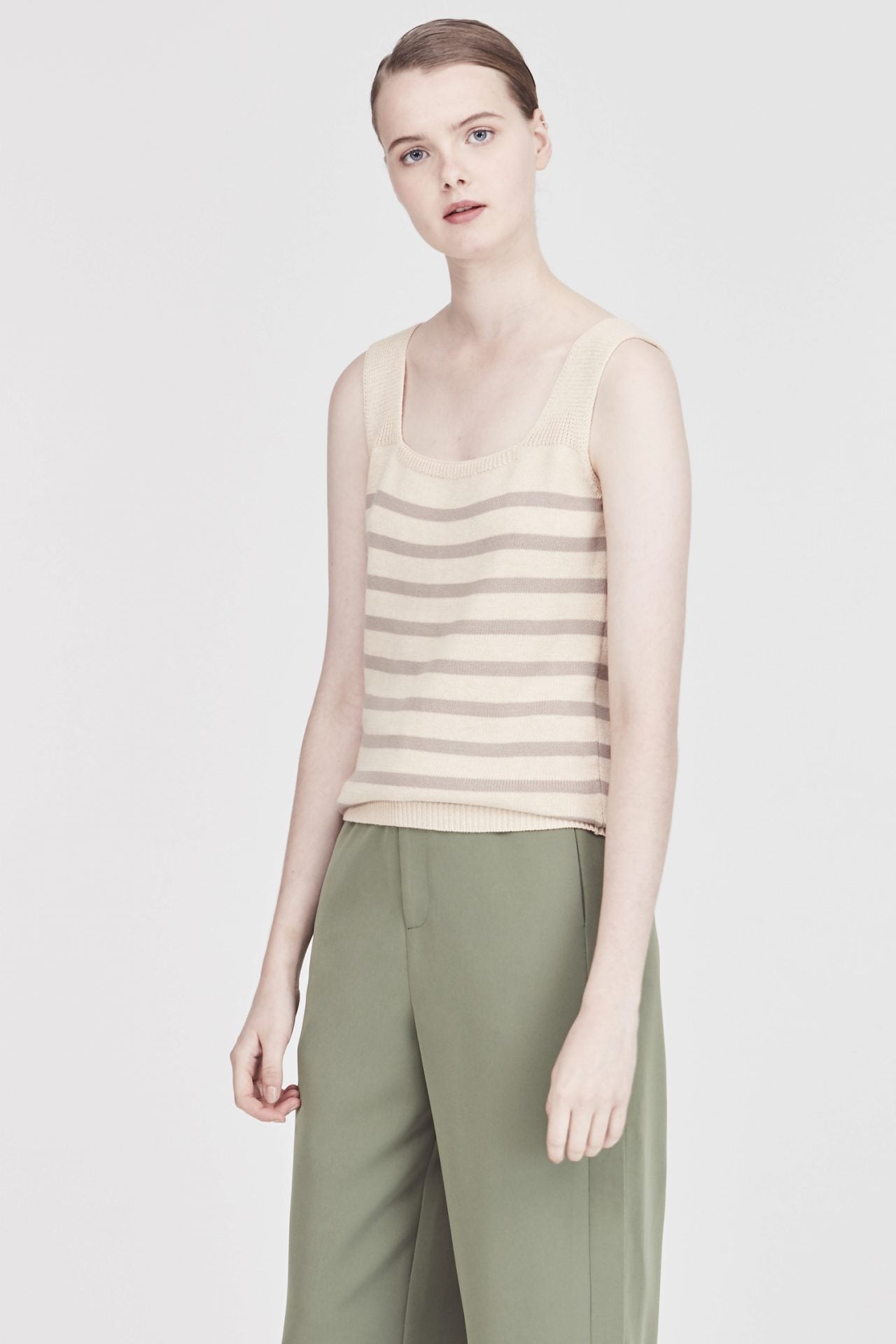 beige