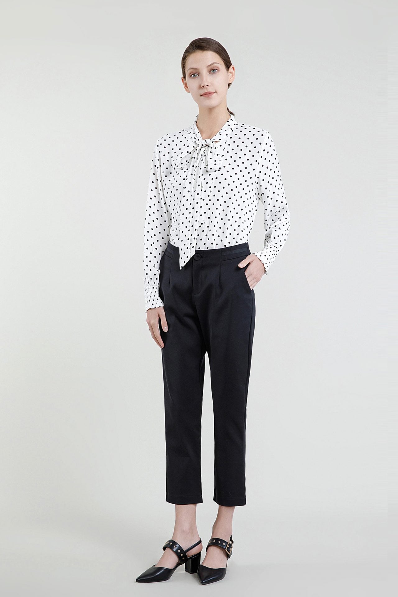 Contrast Trim Tapered Pants