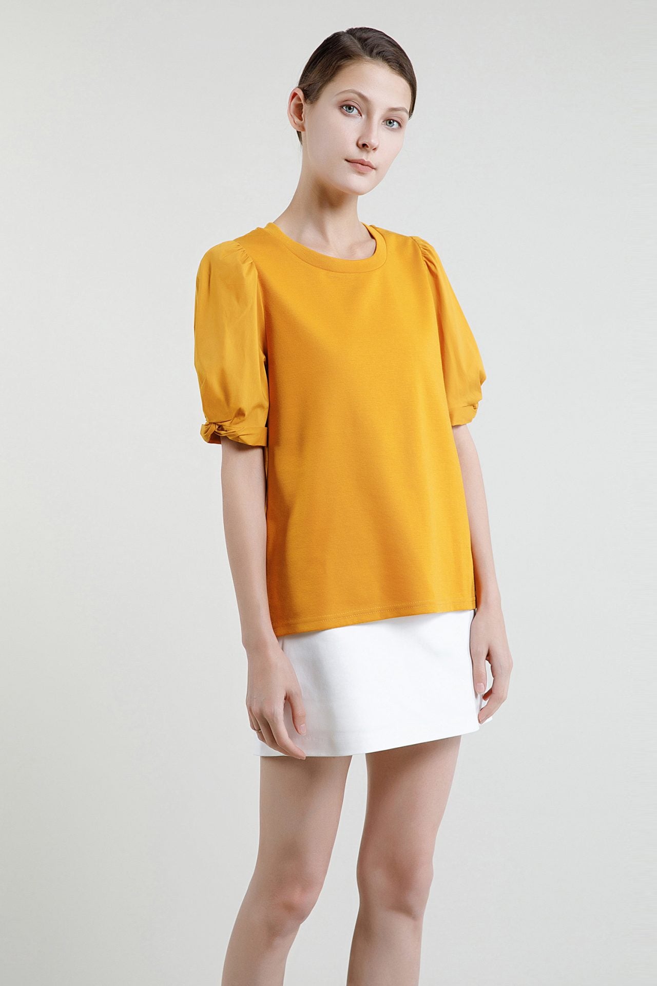 Twisted Detail Sleeved Top