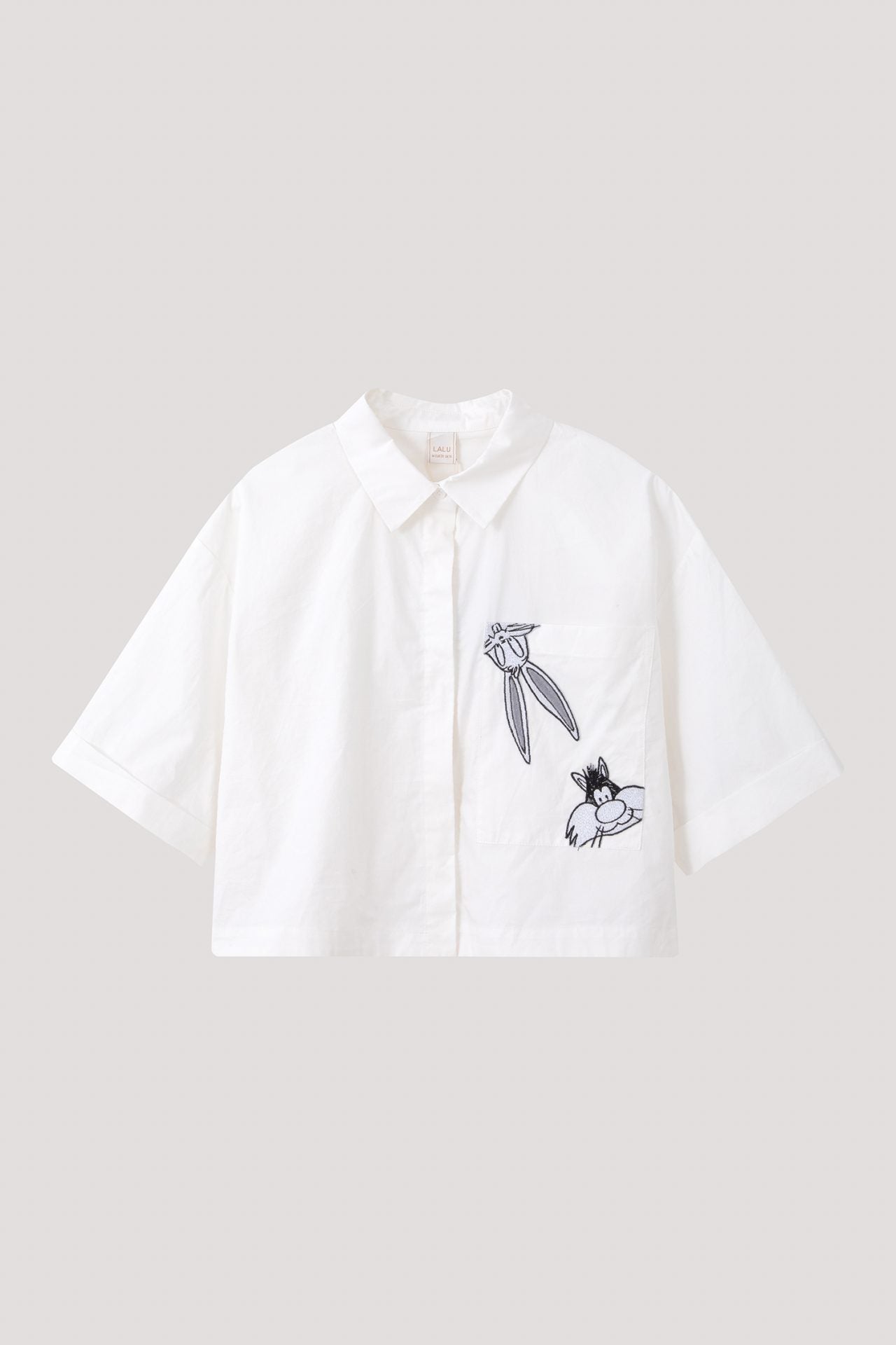 Cropped Bugs Bunny Peekaboo Shirt