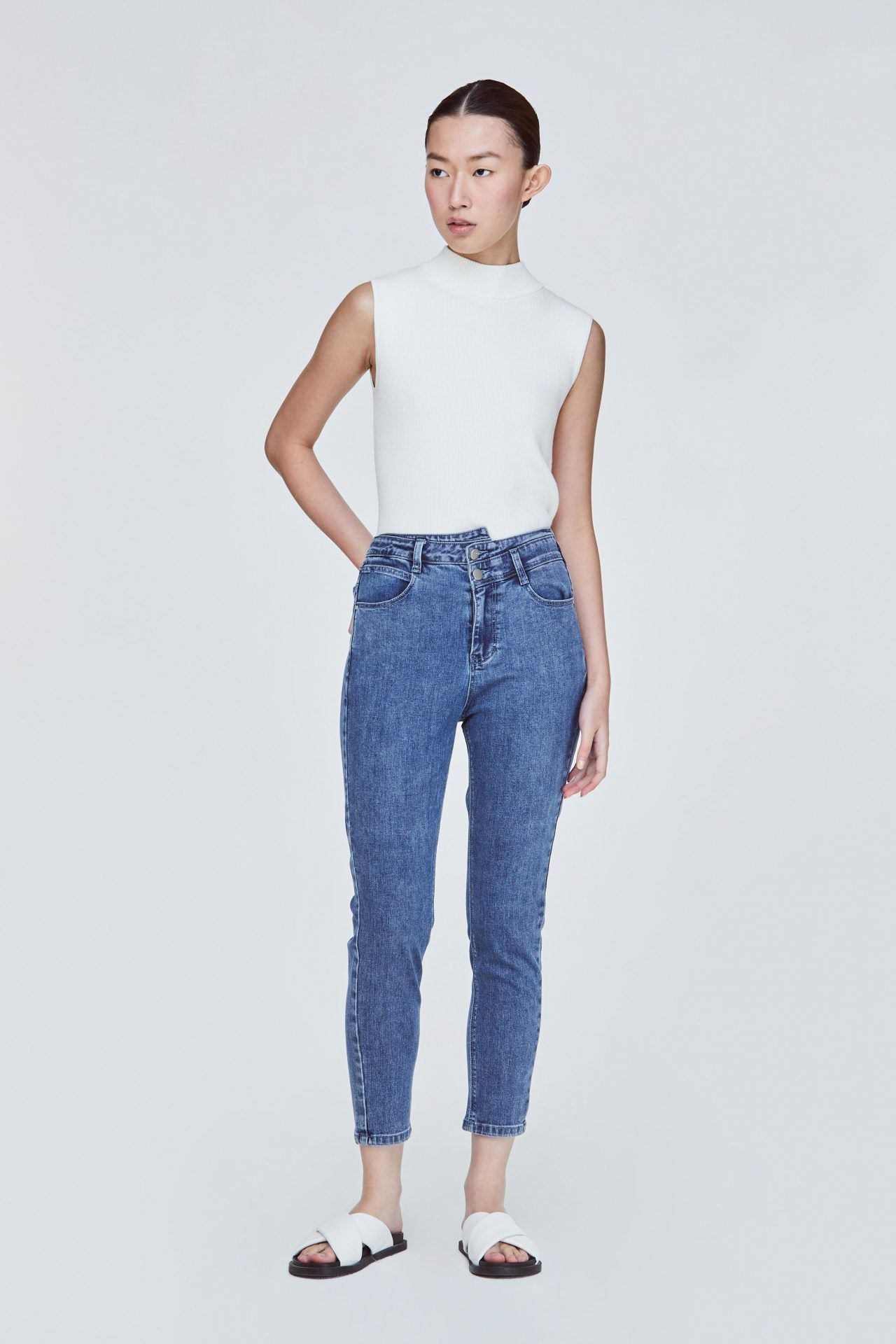 Asymmetrical Waist Double Button Jeans – iORA