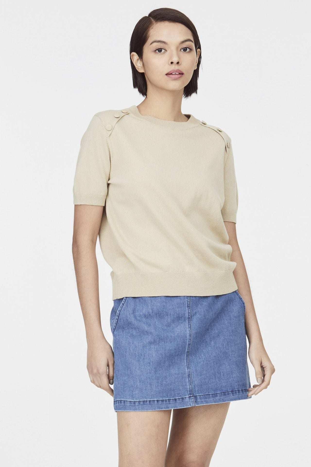 beige